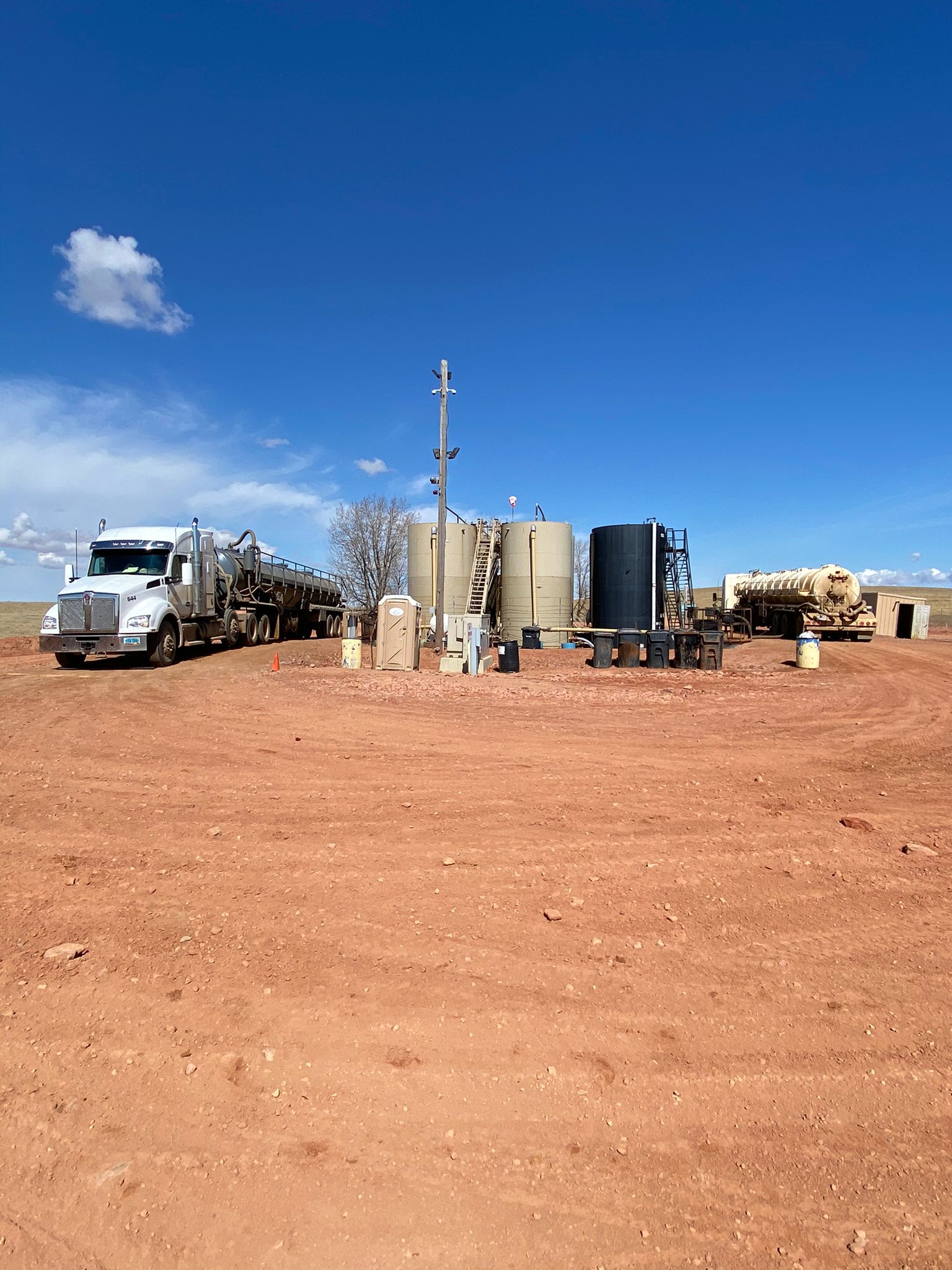 A Bell Energy Kenworth tanker truck